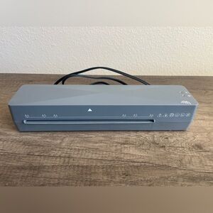 Gray Laminator Machine